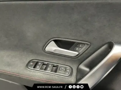 Photo 15 Mercedes Classe A 200 AMG Line