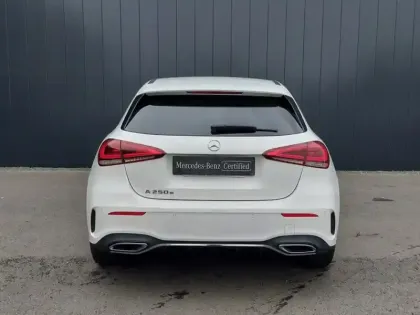 Photo 8 Mercedes Classe A 250 e AMG Line