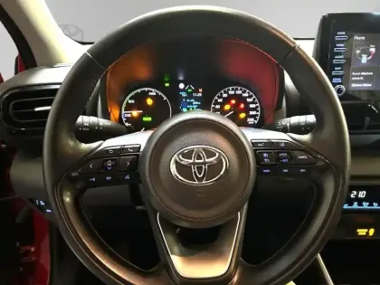 Photo 8 Toyota Yaris Hybride 116h Dynamic