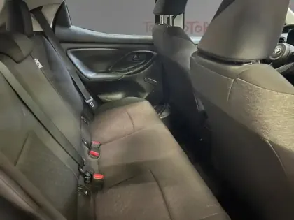 Photo 14 Toyota Yaris Hybride 116h Dynamic