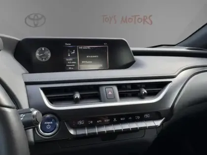 Photo 14 Lexus UX 250H 2WD Pack Confort Business