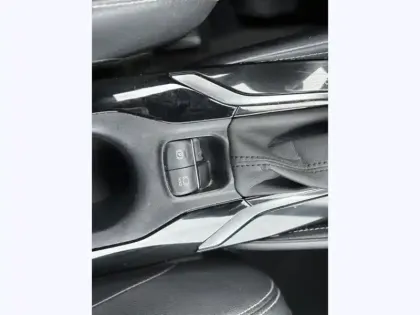 Photo 5 Toyota Corolla Hybride 122h Design