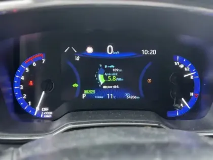 Photo 18 Toyota Corolla Hybride 122h Design