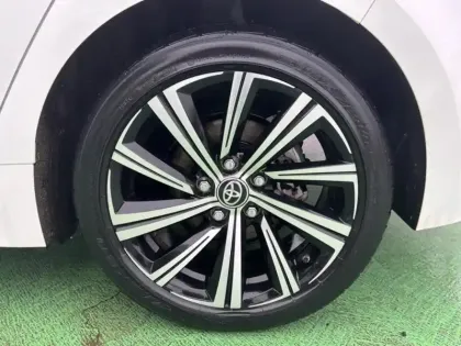 Photo 10 Toyota Corolla Hybride 122h Design