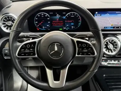 Photo 16 Mercedes Classe A 250 e Business Line