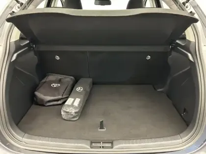 Photo 24 Toyota Yaris 116h Dynamic