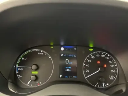 Photo 18 Toyota Yaris 116h Dynamic