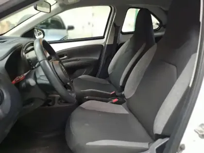 Photo 9 Toyota Aygo 1.0 VVT-i 72 Dynamic