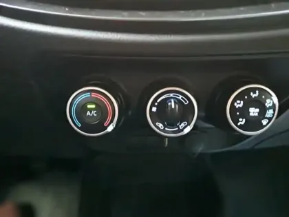 Photo 13 Toyota Aygo 1.0 VVT-i 72 Dynamic