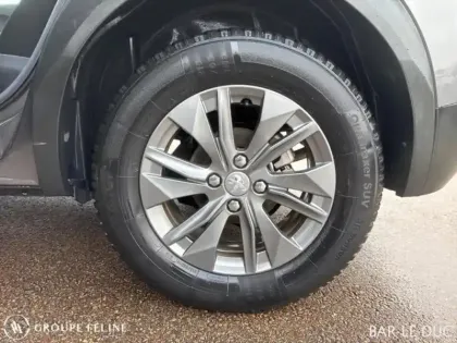 Photo 10 Peugeot 2008  1.2 PureTech 130ch S&S Style EAT8