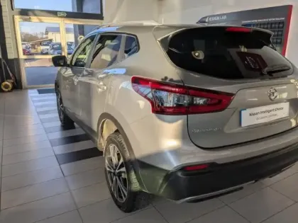 Photo 6 Nissan Qashqai Gén. II (J11) Ph2 N-Connecta 5