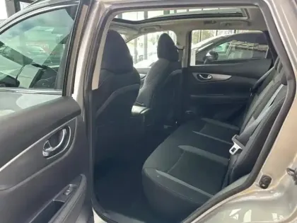 Photo 21 Nissan Qashqai Gén. II (J11) Ph2 N-Connecta 5