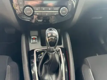 Photo 30 Nissan Qashqai Gén. II (J11) Ph2 N-Connecta 5