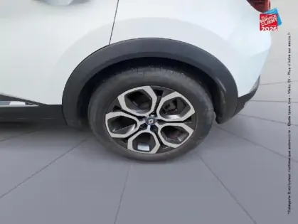 Photo 9 Renault Captur  1.6 E-Tech hybride 145ch Intens -21