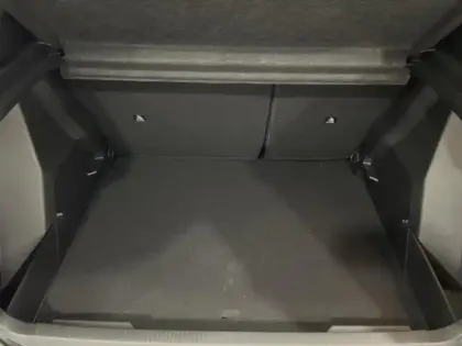 Photo 8 Peugeot 2008 Gén. II Ph2 Allure 5