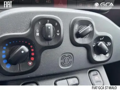 Photo 10 Fiat Panda  1.0 70ch BSG S&S City Life