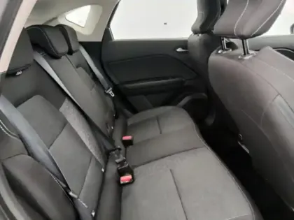 Photo 14 Renault Captur  1.6 E-Tech hybride 145ch Business -21