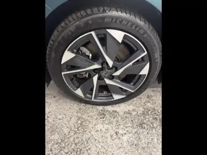 Photo 7 Peugeot 308  SW PHEV 180ch Allure e-EAT8