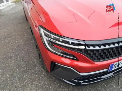 Photo 12 Renault Austral Gén. I (HHN) Ph1 Iconic esprit Alpine 5