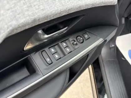 Photo 11 Peugeot 5008  Hybrid 145ch Allure e-DCS6