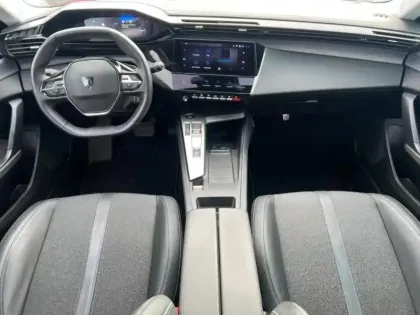 Photo 10 Peugeot 308  SW PHEV 180ch Allure Pack e-EAT8