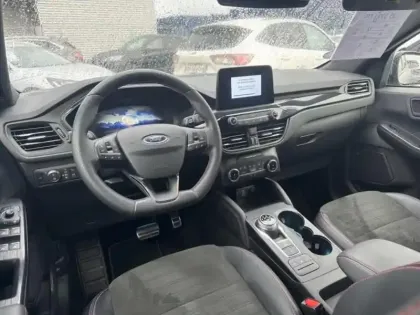 Photo 13 Ford Kuga  2.5 Duratec 190 ch FHEV E85 ST-Line X BVA