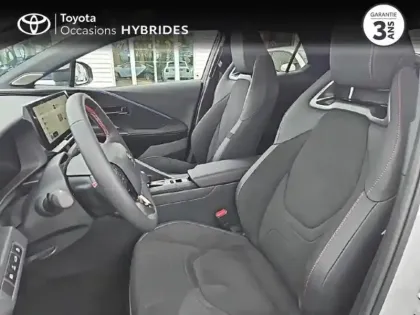 Photo 10 Toyota C-HR  2.0 Hybride Rechargeable 225ch GR Sport Premiere MY25