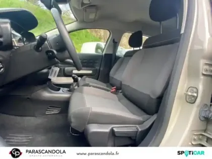 Photo 10 Citroën C3  1.2 PureTech 83ch S&S YOU!