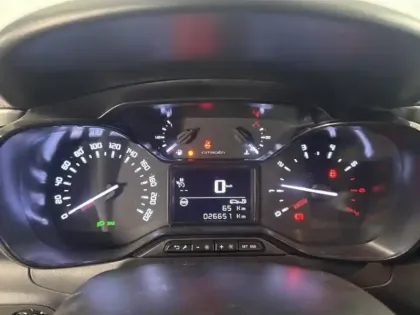 Photo 11 Citroën C3  1.2 PureTech 83ch S&S Shine