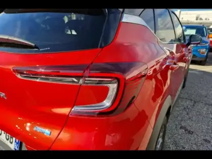 Photo 13 Renault Captur  1.6 E-Tech hybride 145ch Intens -21