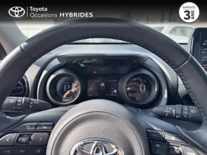 Photo 12 Toyota Yaris  116h Design 5p MY21