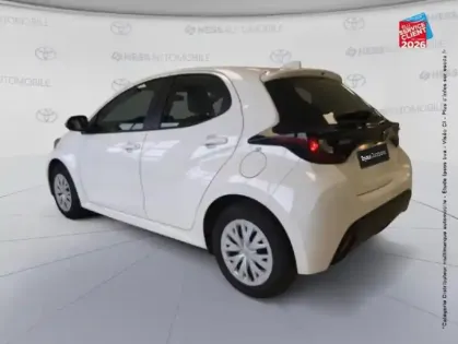 Photo 7 Toyota Yaris Gén. IV Ph1 NG Dynamic Business 5