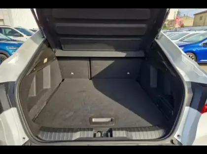 Photo 11 Renault Arkana  1.6 E-Tech hybride 145ch Engineered -22