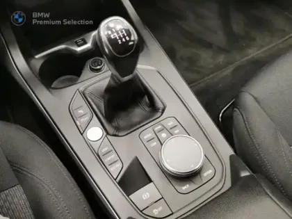 Photo 15 BMW Serie 1 Série 1 116d 116ch Business Design