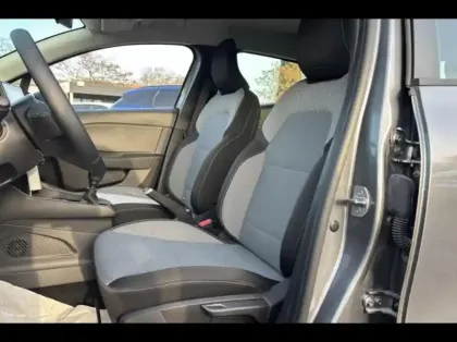 Photo 8 Renault Clio Gén. V (BJA) Ph2 Evolution 5