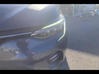 Photo 13 Renault Clio  1.6 E-Tech 140ch Limited -21