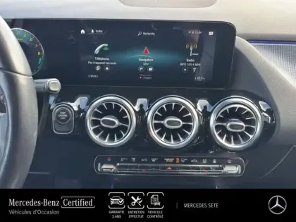 Photo 14 Mercedes GLA  250 e 160+102ch Progressive Line 8G-DCT