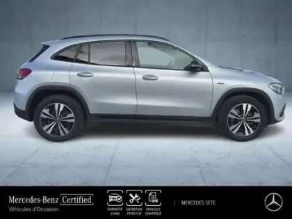 Photo 5 Mercedes GLA  250 e 160+102ch Progressive Line 8G-DCT