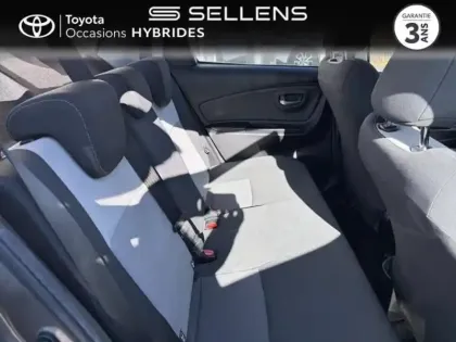 Photo 6 Toyota Yaris  100h Dynamic 5p RC19