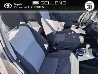 Photo 5 Toyota Yaris  100h Dynamic 5p RC19