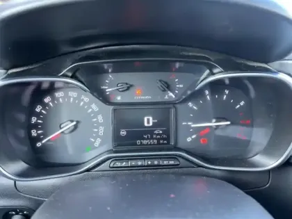 Photo 13 Citroën C3  1.2 PureTech 110ch S&S Shine Pack 125g