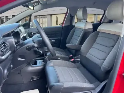 Photo 8 Citroën C3  1.2 PureTech 110ch S&S Shine Pack 125g