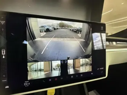 Photo 11 Tesla Model S  Tri-Motor Plaid