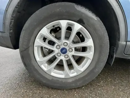 Photo 5 Ford Kuga  2.5 Duratec 190ch FHEV E85 Titanium BVA