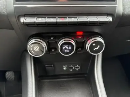 Photo 14 Renault Captur  1.0 TCe 90ch Intens -21