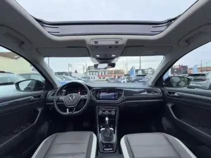 Photo 12 Volkswagen T-roc  1.5 TSI EVO 150ch Carat Exclusive DSG7 S&S