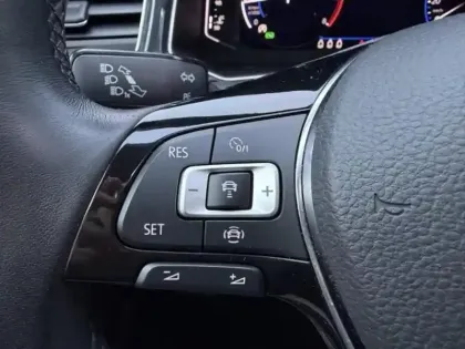 Photo 13 Volkswagen T-roc  1.5 TSI EVO 150ch Carat Exclusive DSG7 S&S