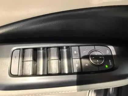 Photo 12 Lexus Lbx  1.5 136ch Elegant 2WD