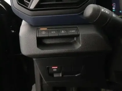 Photo 8 Dacia Duster  1.6 hybrid 140ch Journey