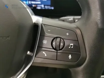 Photo 14 BMW Serie 2 Gén. II (U06) Ph1 Luxury 5